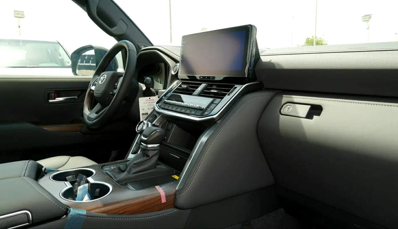 Car Image 2026 TOYOTA LAND CRUISER GX.R