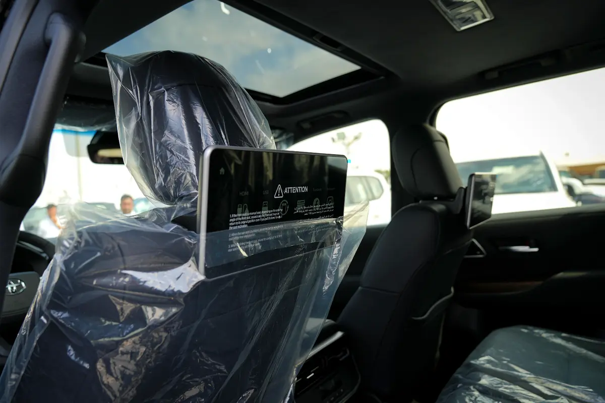 Car Image 2026 TOYOTA LAND CRUISER GX.R