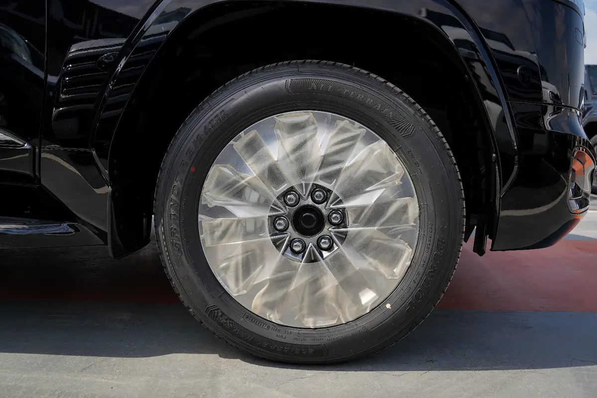 Car Image 2026 TOYOTA LAND CRUISER GX.R