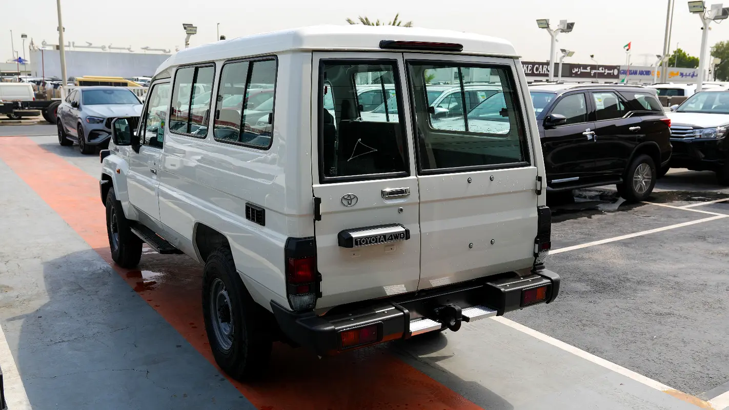 Car Image 2026 TOYOTA CRUISER 70 