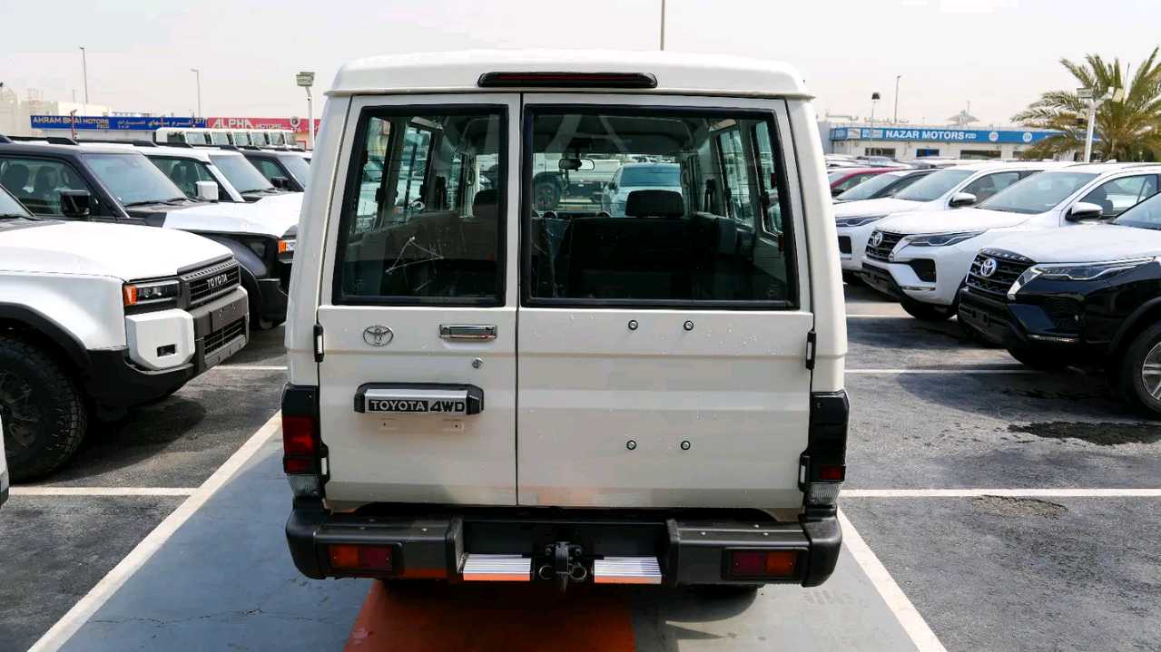 Car Image 2026 TOYOTA CRUISER 70 