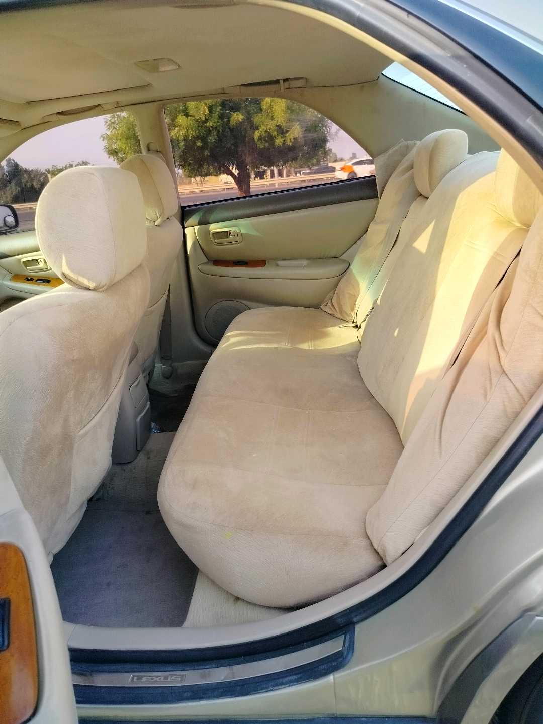 Car Image 2000 LEXUS ES 300