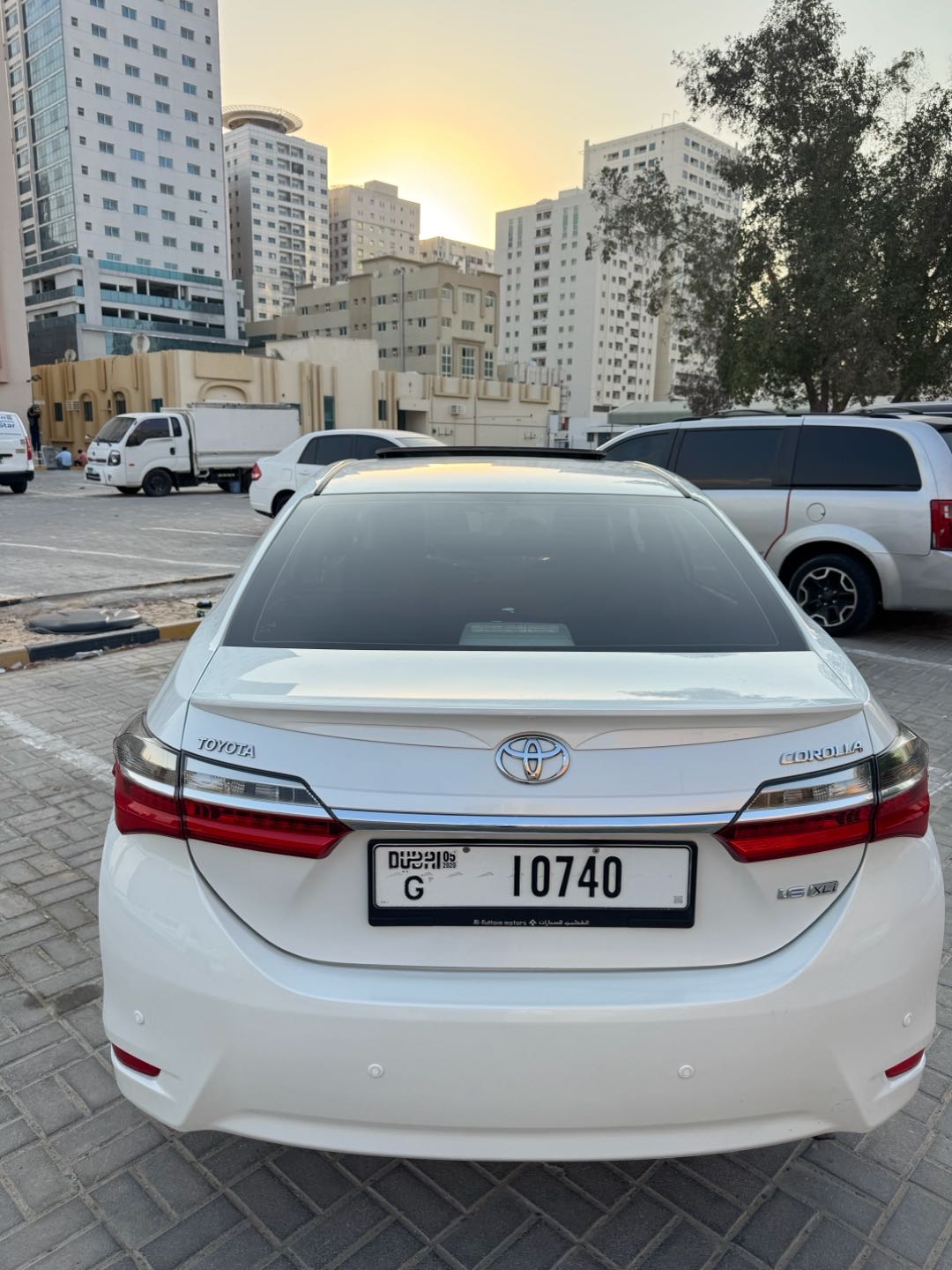 Car Image 2019 TOYOTA COROLLA XLI