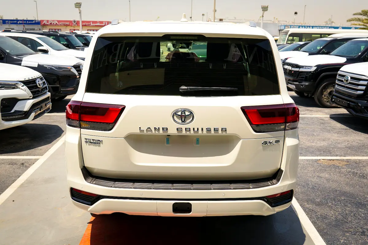 Car Image 2026 TOYOTA LAND CRUISER GX.R