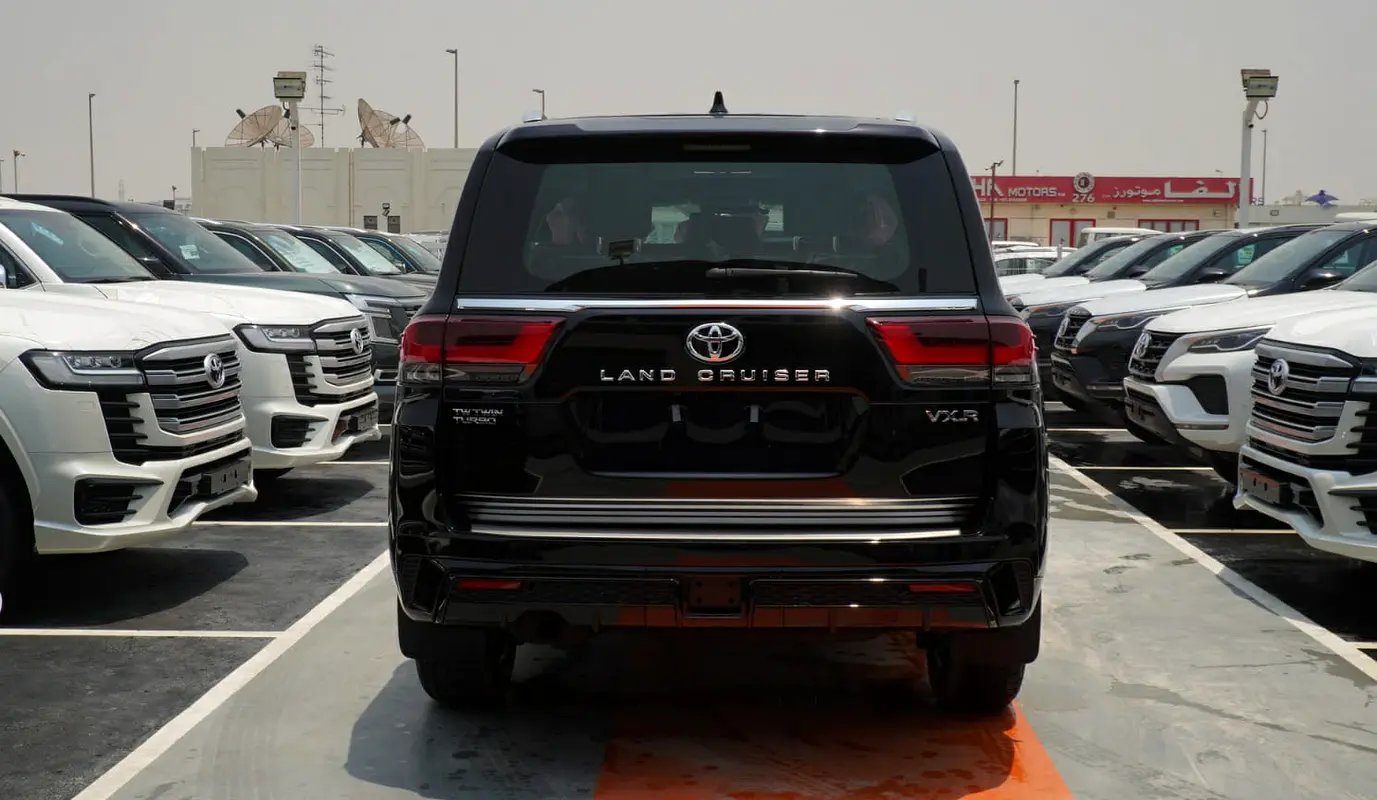 Car Image 2026 TOYOTA LAND CRUISER VX.R