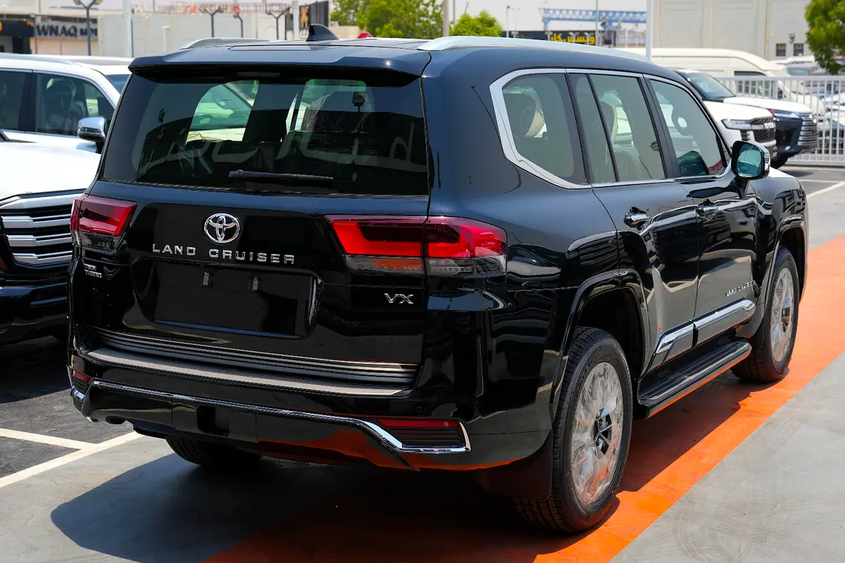 Car Image 2026 TOYOTA LAND CRUISER VX