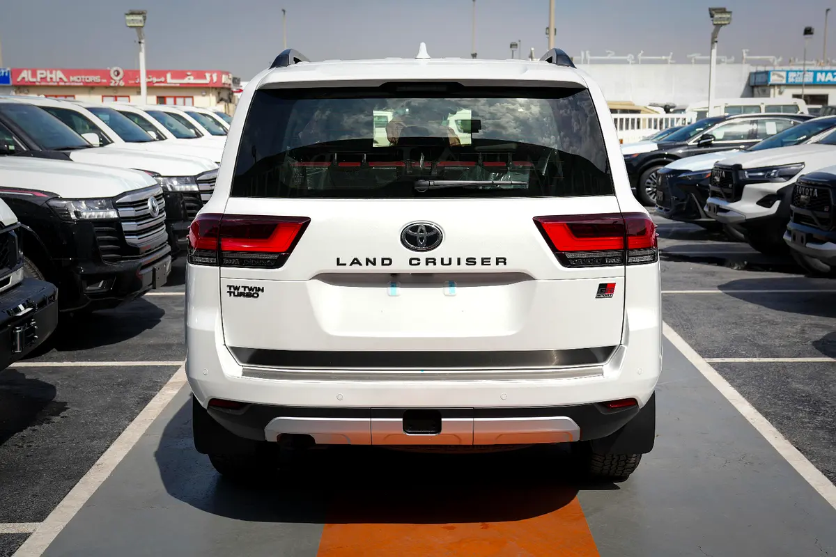 Car Image 2026 TOYOTA LAND CRUISER G.R
