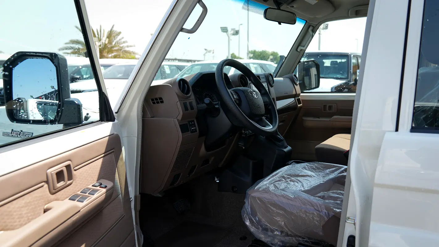 Car Image 2026 TOYOTA CRUISER 70 