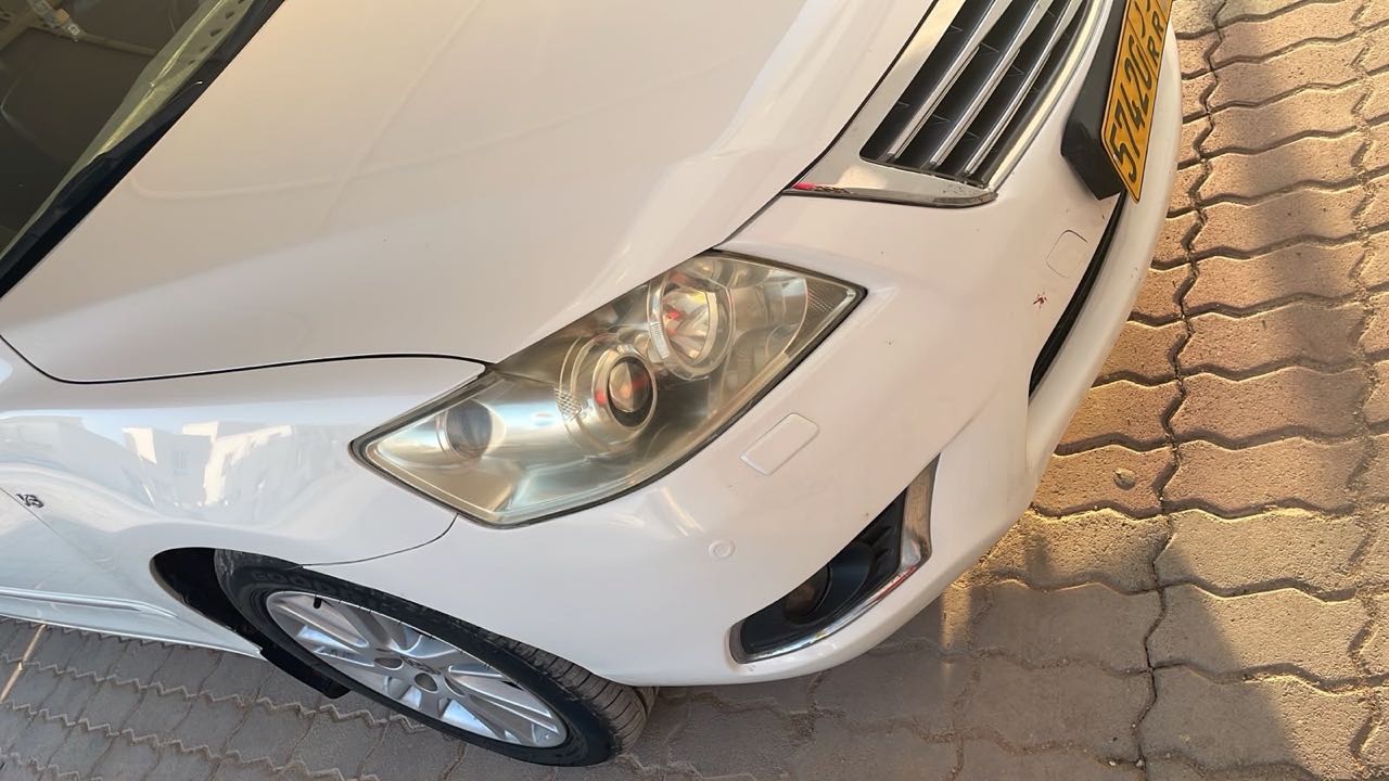 Car Image 2011 TOYOTA AURION GRAND
