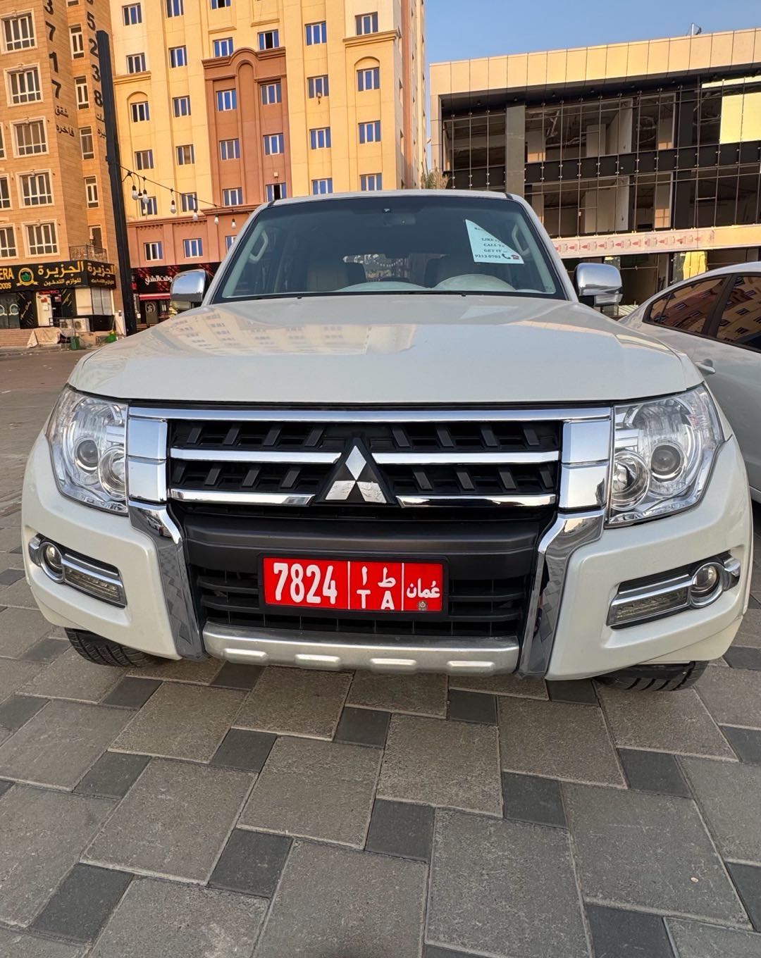 MITSUBISHI PAJERO 2020