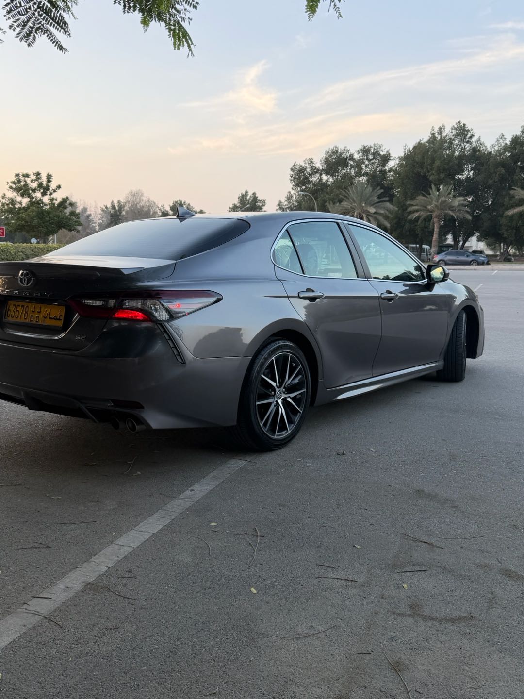 Car Image 2021 TOYOTA CAMRY SE