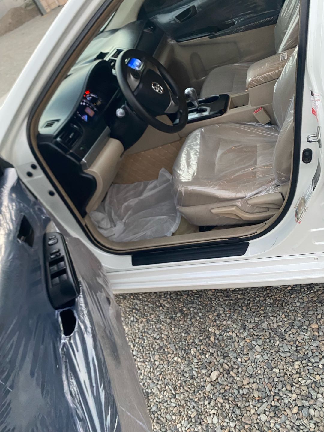 Car Image 2013 TOYOTA CAMRY GL