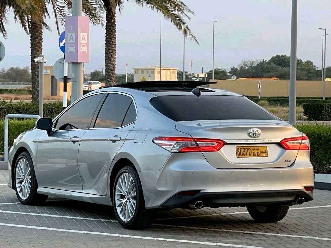 Car Image 2018 TOYOTA CAMRY XLE