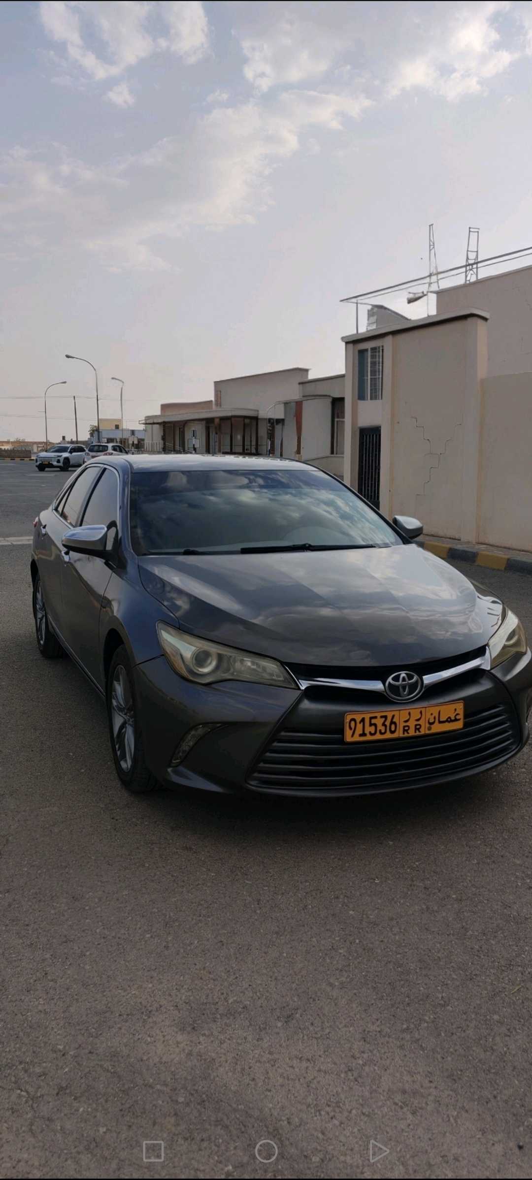Car Image 2017 TOYOTA CAMRY SE