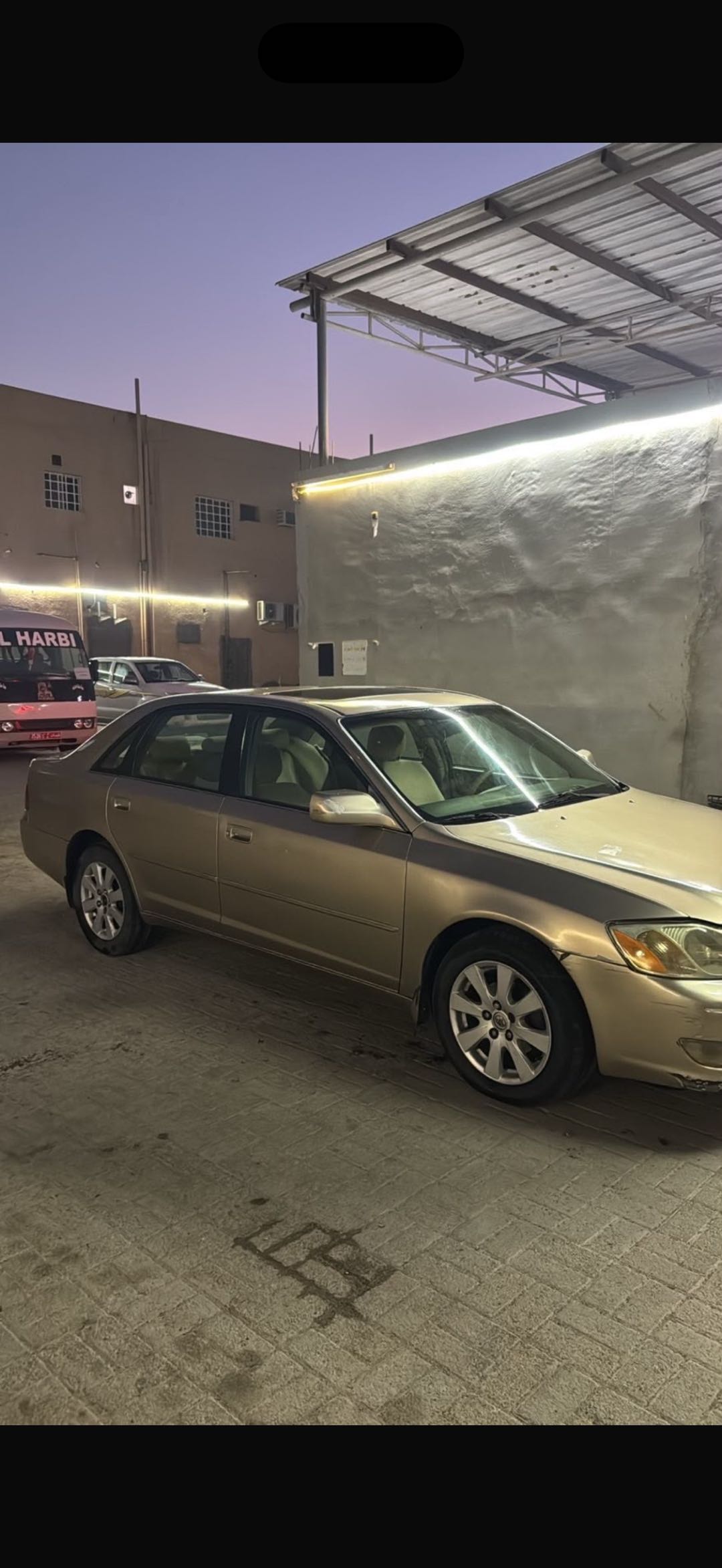 Car Image 2000 TOYOTA AVALON XLS