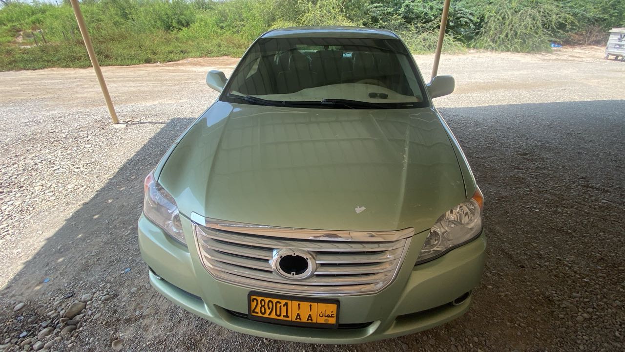 Car Image 2005 TOYOTA AVALON XL