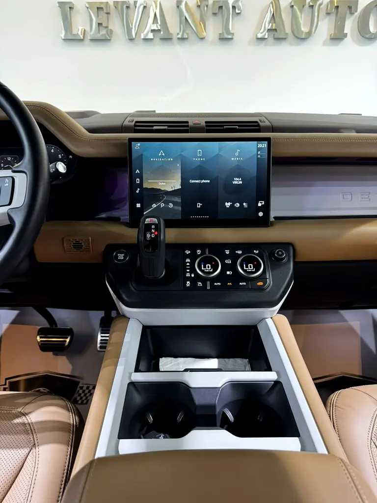 Car Image 2025 LAND ROVER DEFENDER 90 X