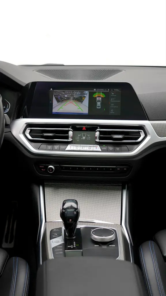 Car Image 2021 BMW 3 SERIES 330