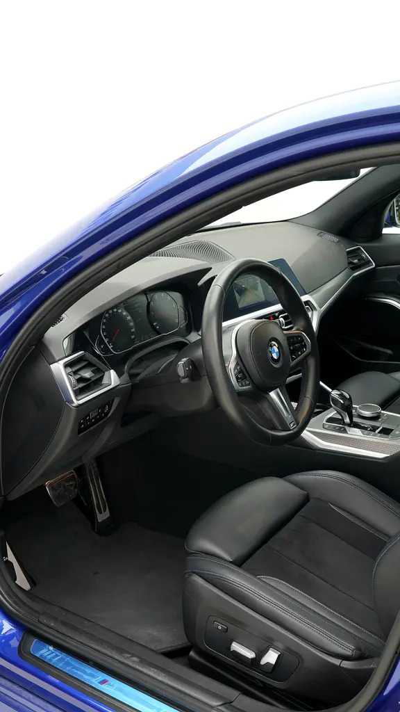 Car Image 2021 BMW 3 SERIES 330