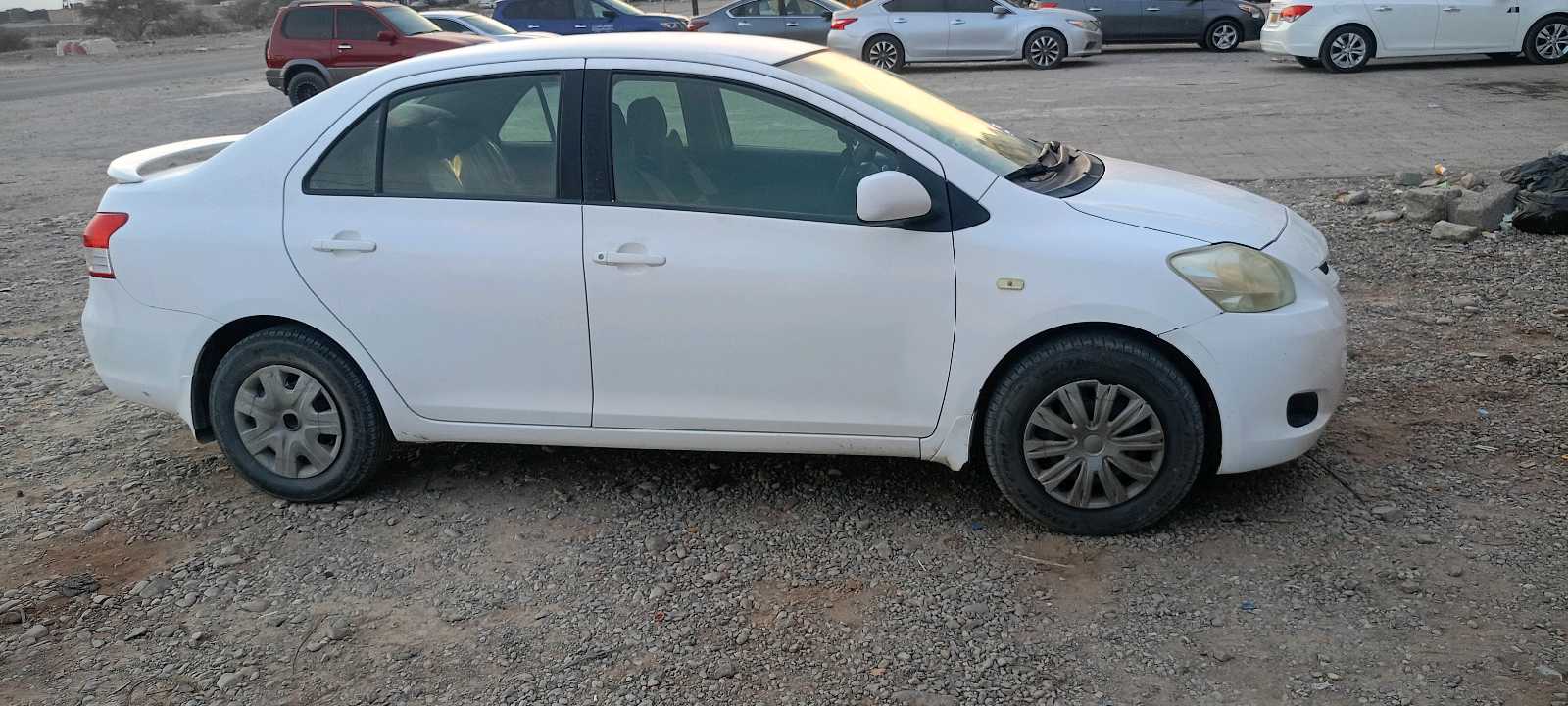 Car Image 2008 TOYOTA YARIS Standard