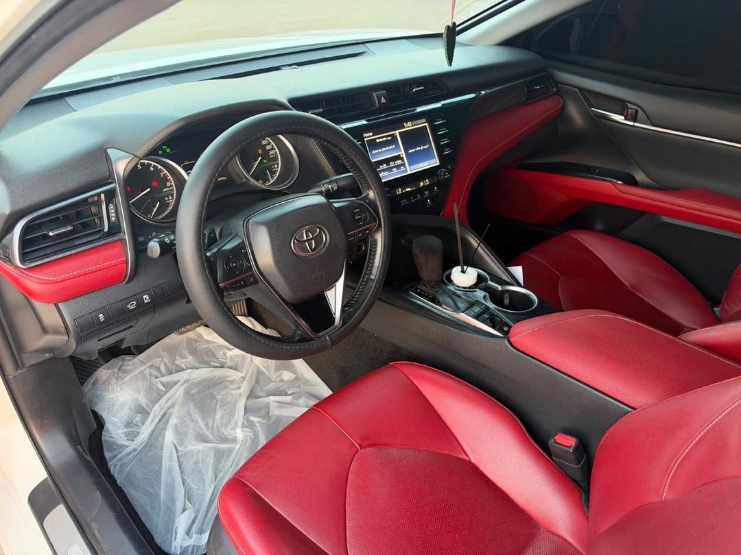 Car Image 2019 TOYOTA CAMRY Grande