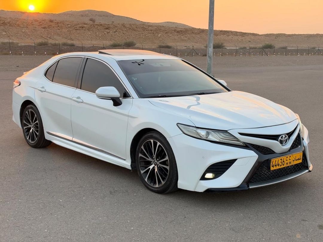 Car Image 2019 TOYOTA CAMRY Grande