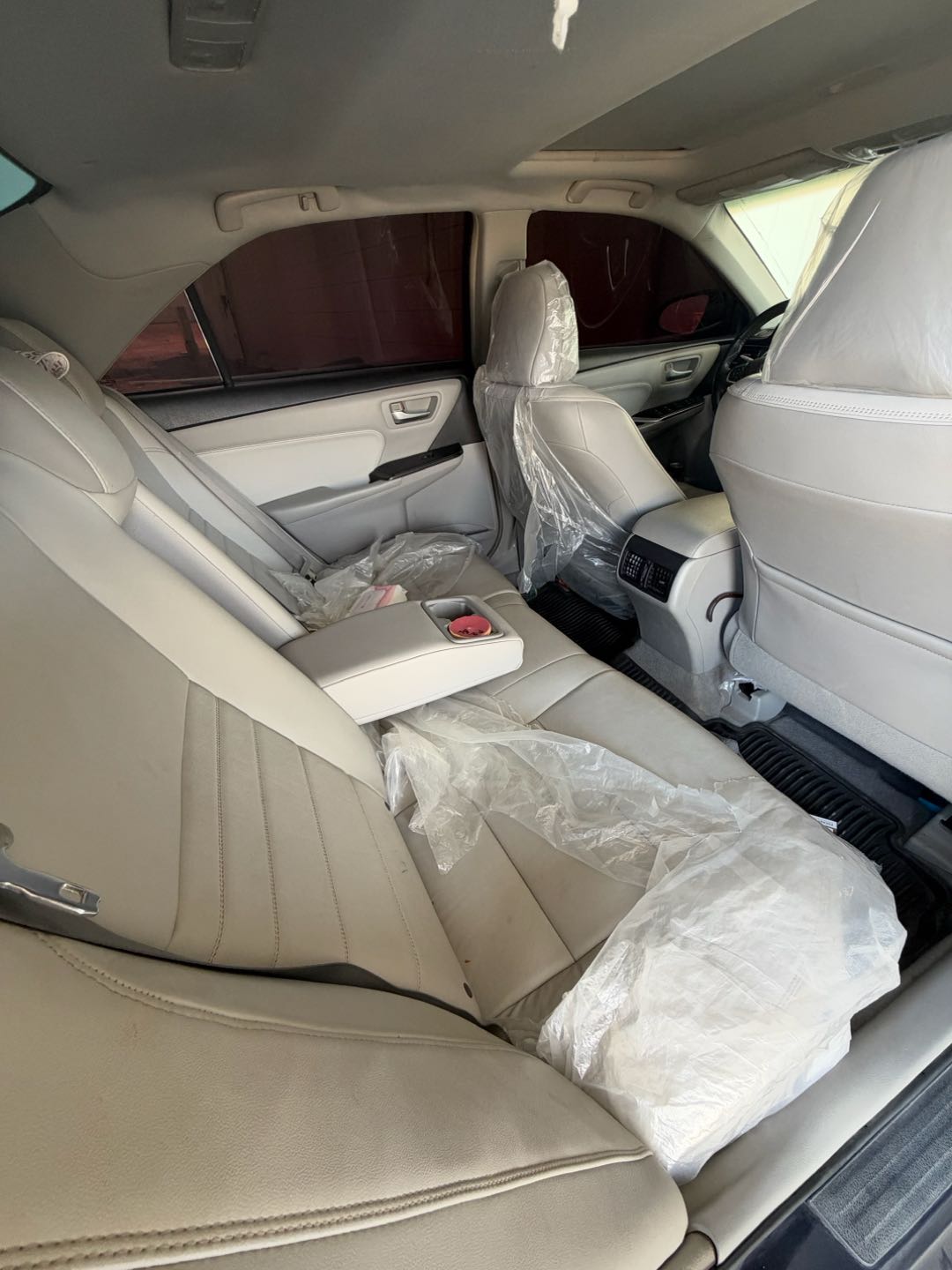 Car Image 2017 TOYOTA CAMRY XLE