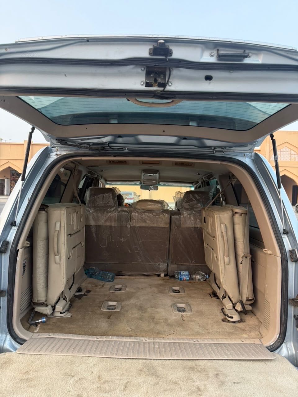 Car Image 2000 TOYOTA LAND CRUISER 