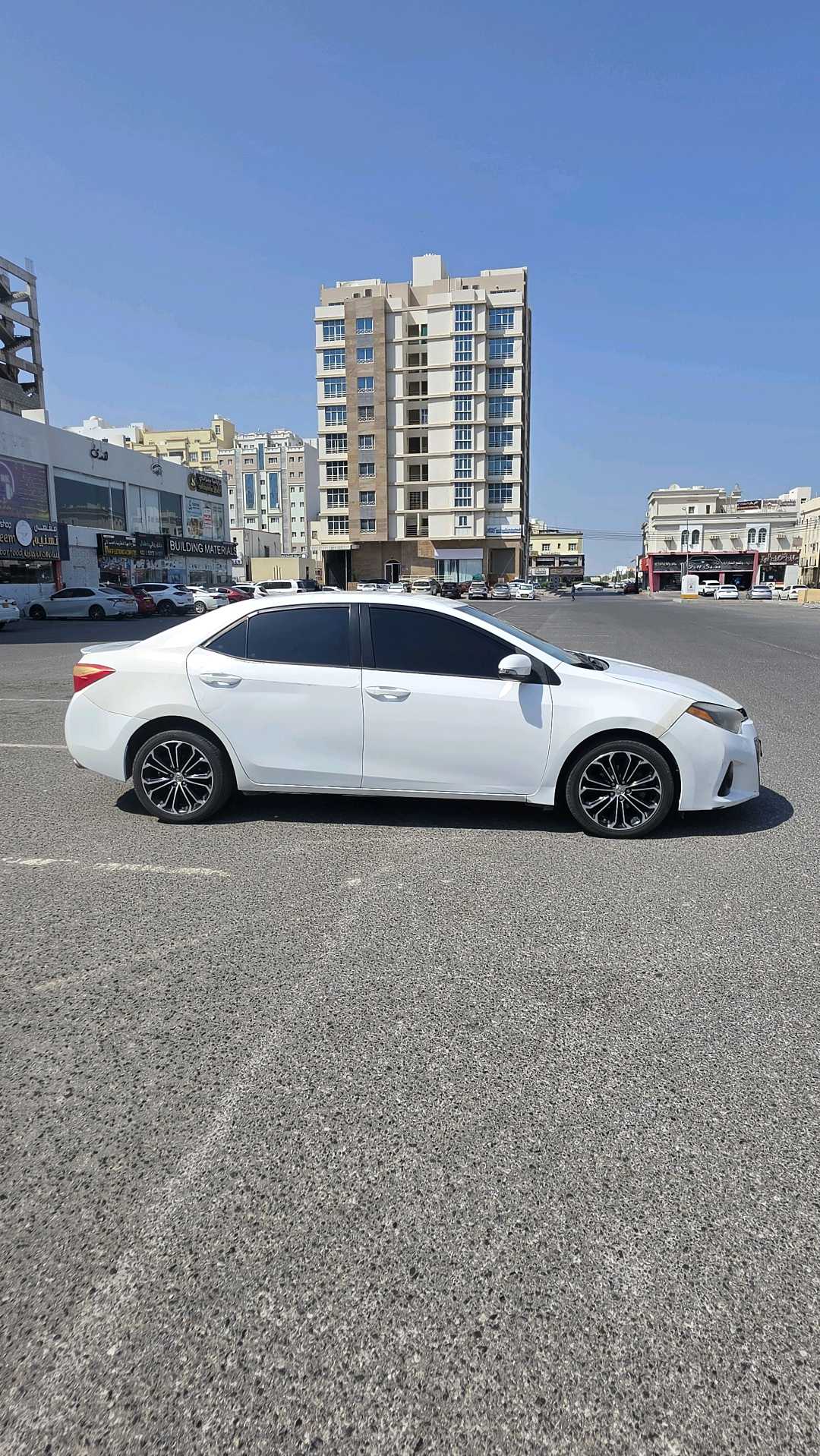 Car Image 2015 TOYOTA COROLLA S