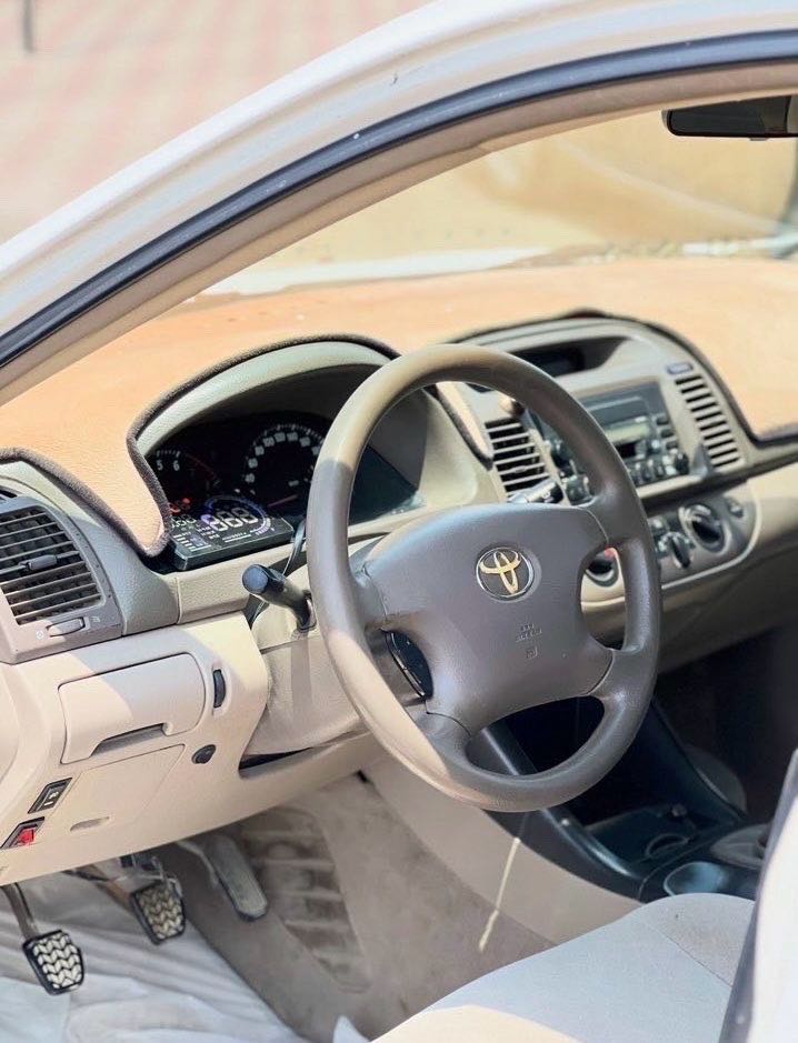 Car Image 2003 TOYOTA CAMRY GLX