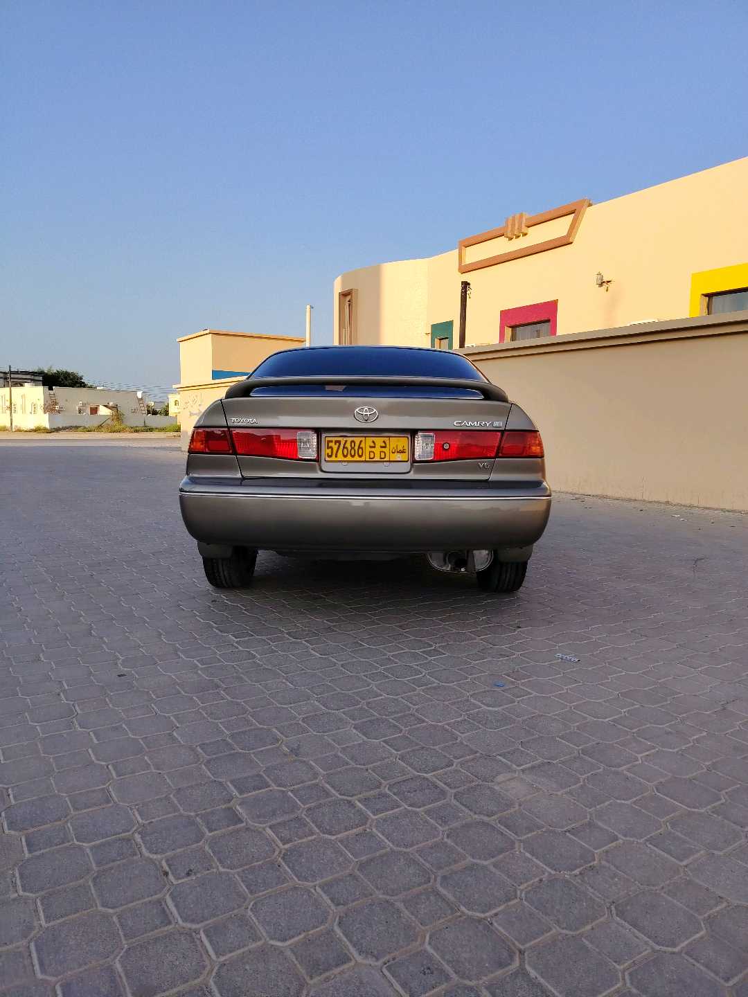 Car Image 2001 TOYOTA CAMRY LE