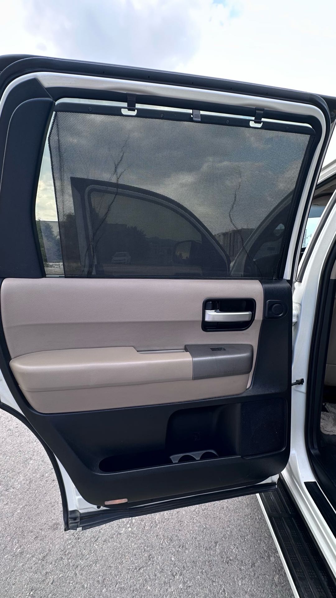 Car Image 2012 TOYOTA SEQUOIA Limited