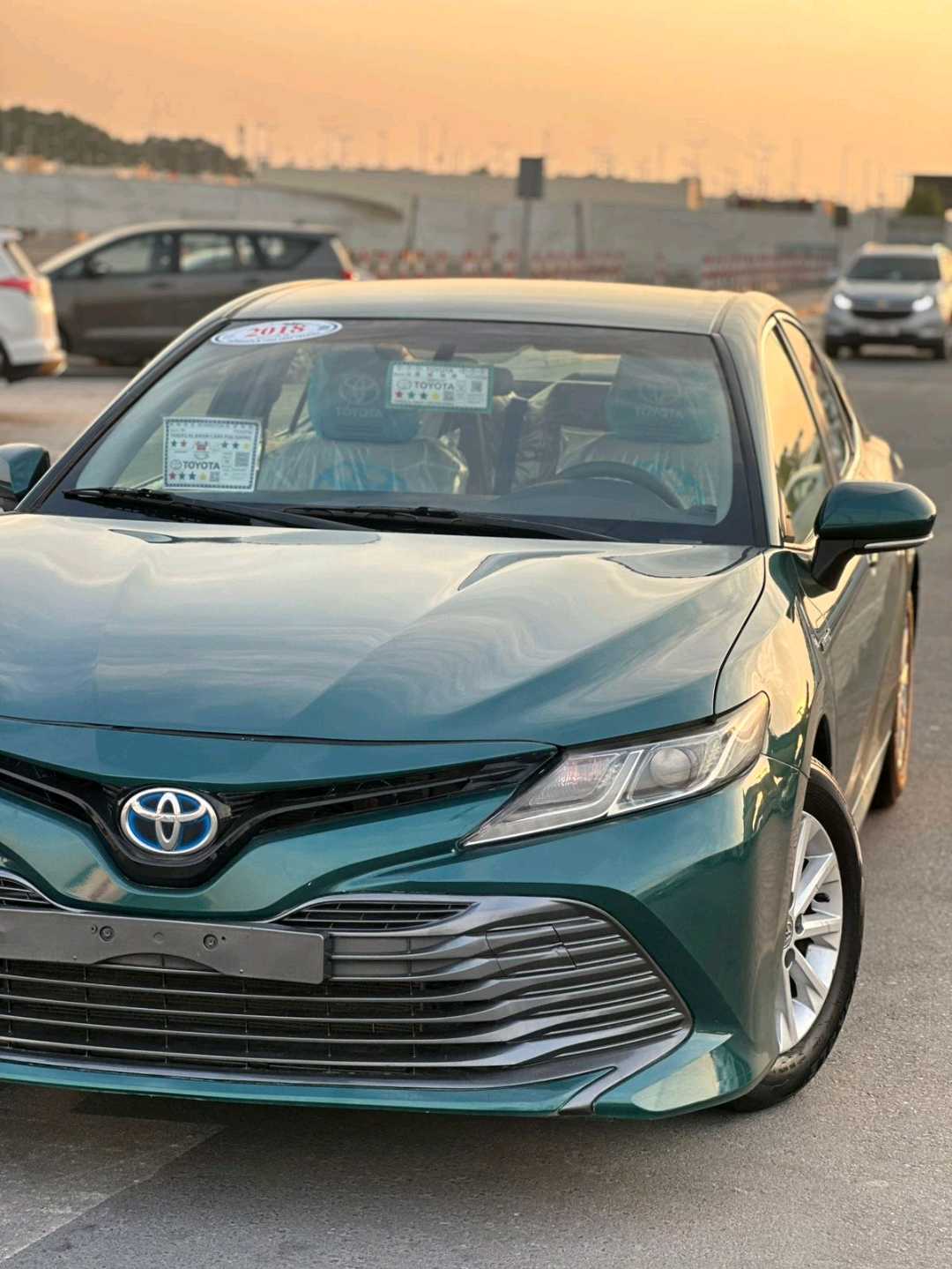Car Image 2018 TOYOTA CAMRY LE