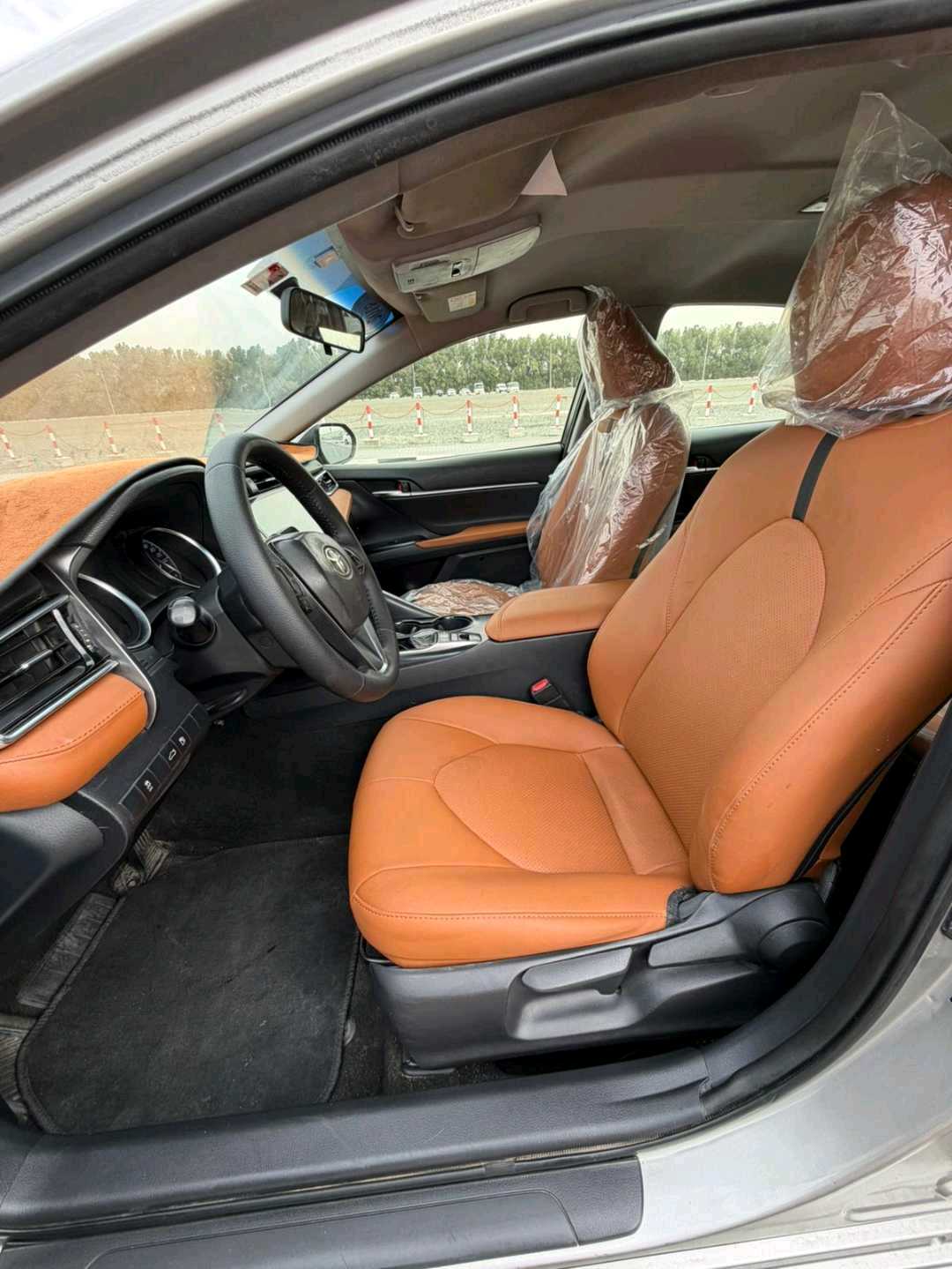 Car Image 2018 TOYOTA CAMRY LE