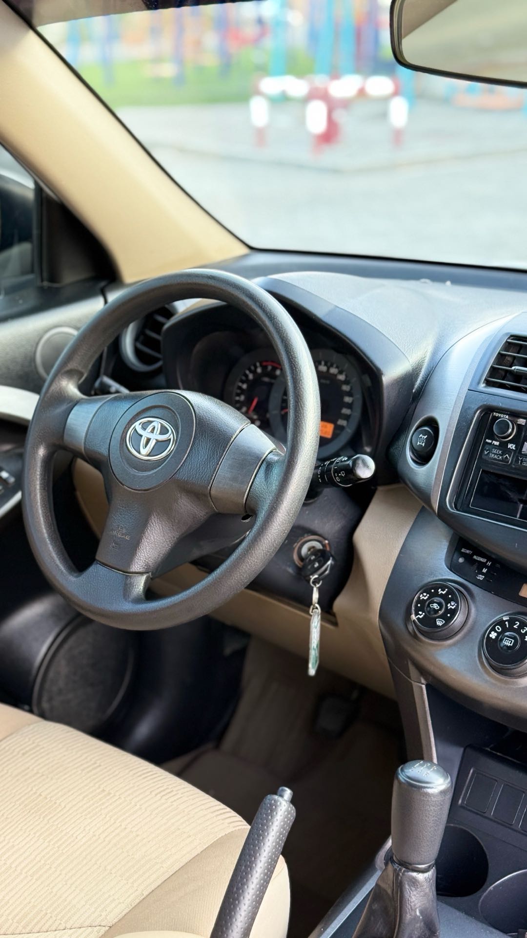 Car Image 2010 TOYOTA RAV4 Basic