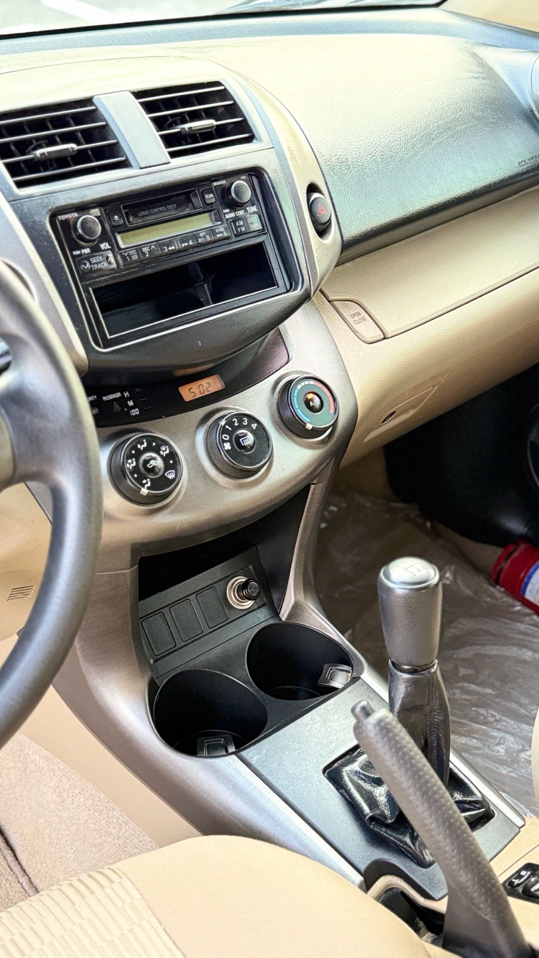 Car Image 2010 TOYOTA RAV4 Basic