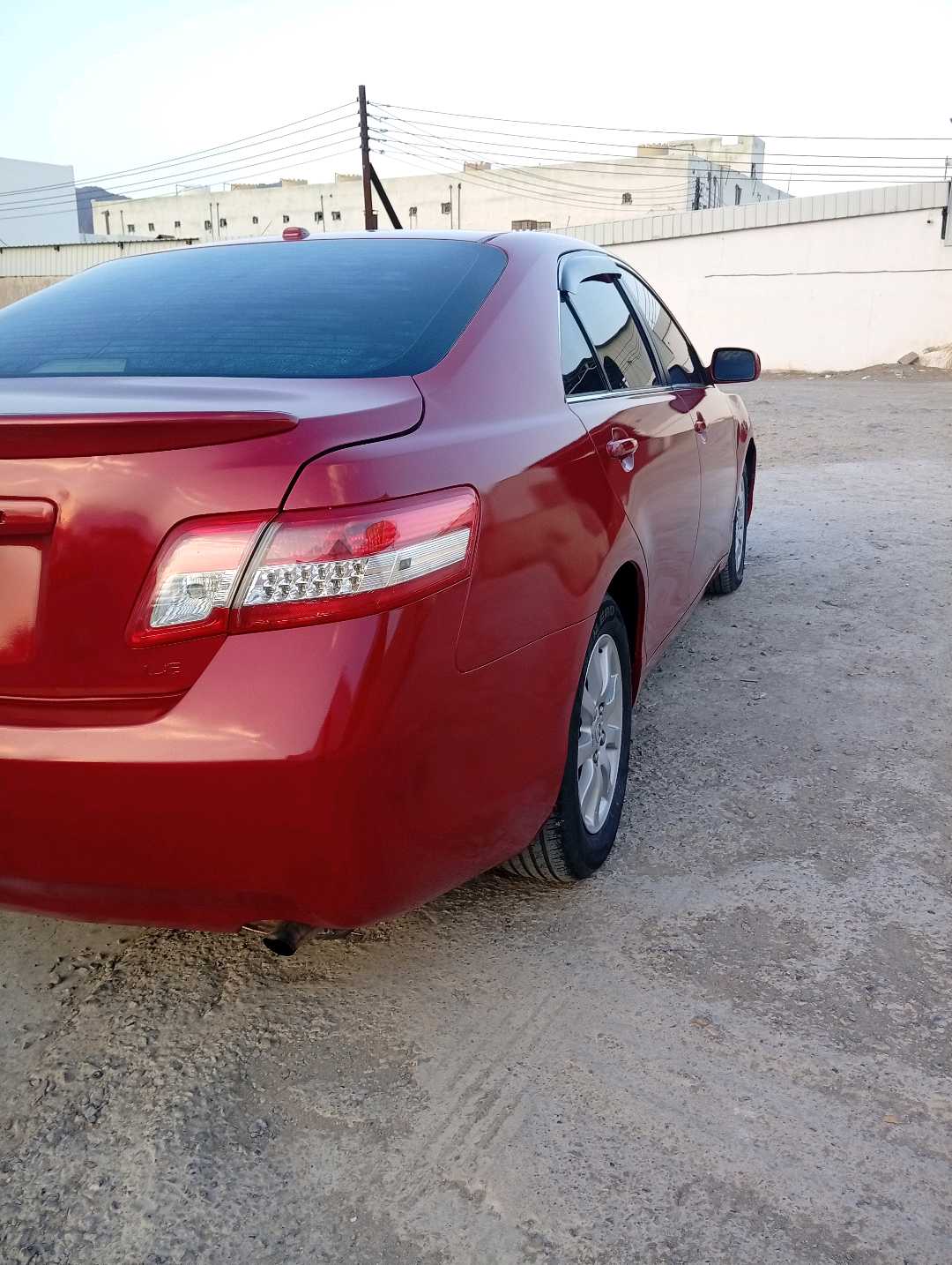 Car Image 2010 TOYOTA CAMRY LE