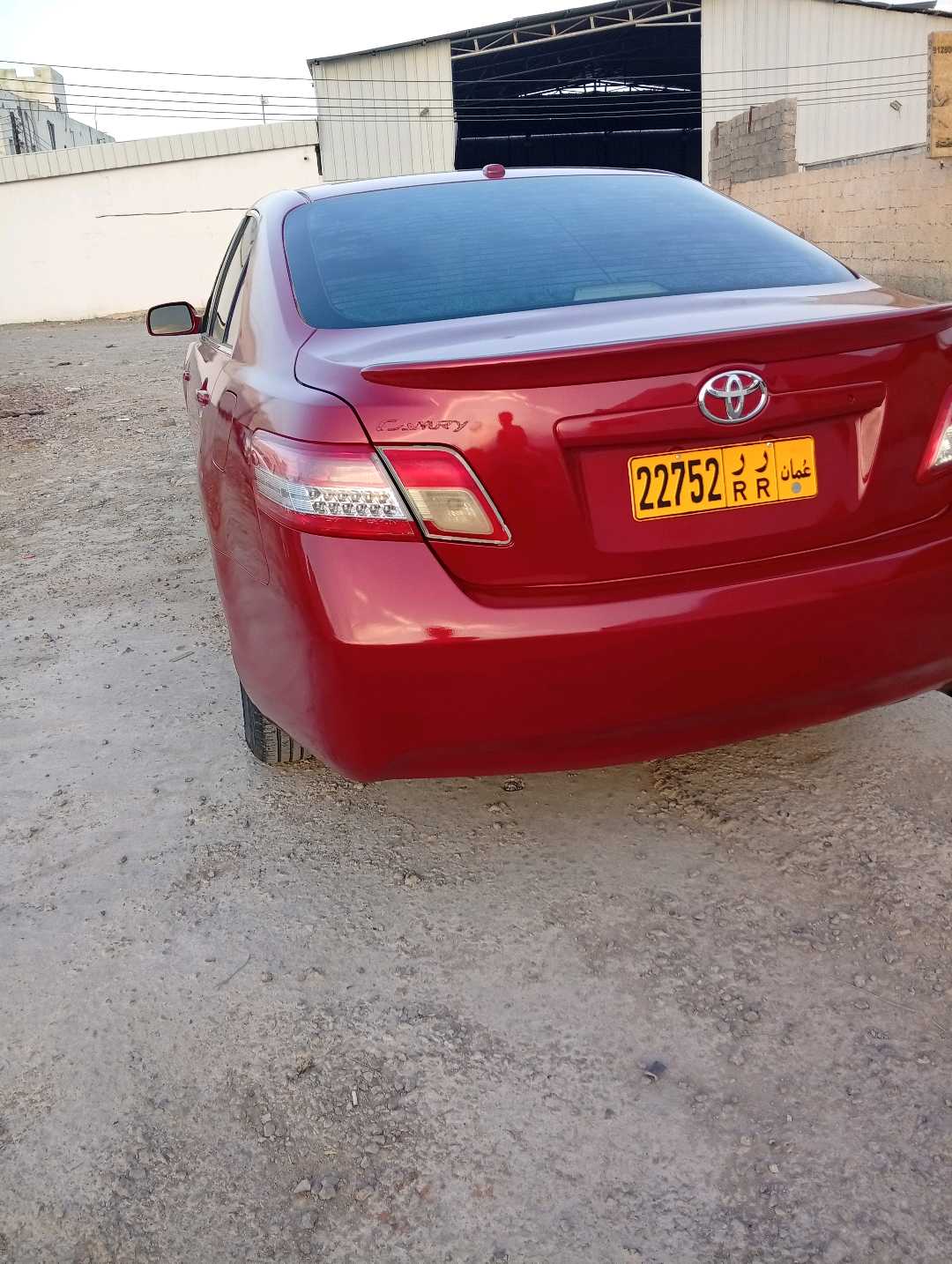 Car Image 2010 TOYOTA CAMRY LE