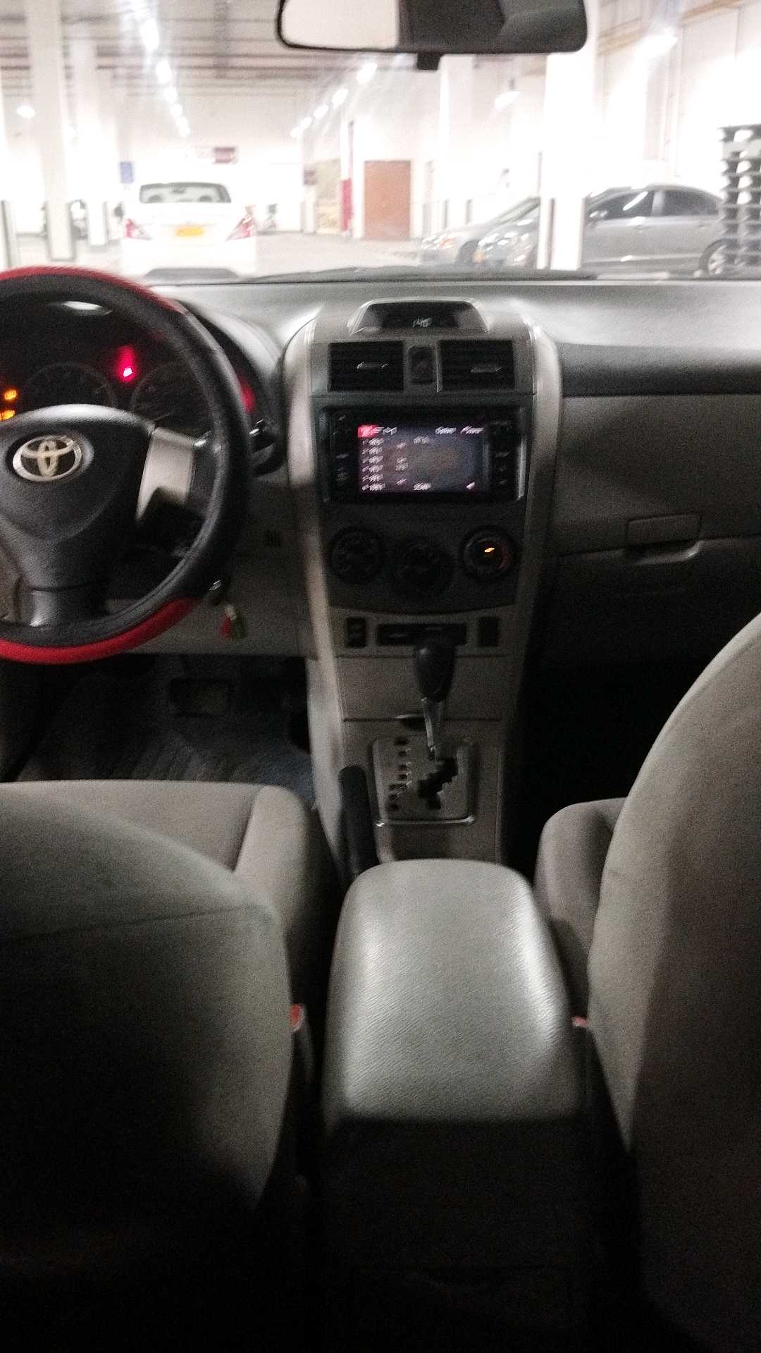 Car Image 2013 TOYOTA COROLLA S
