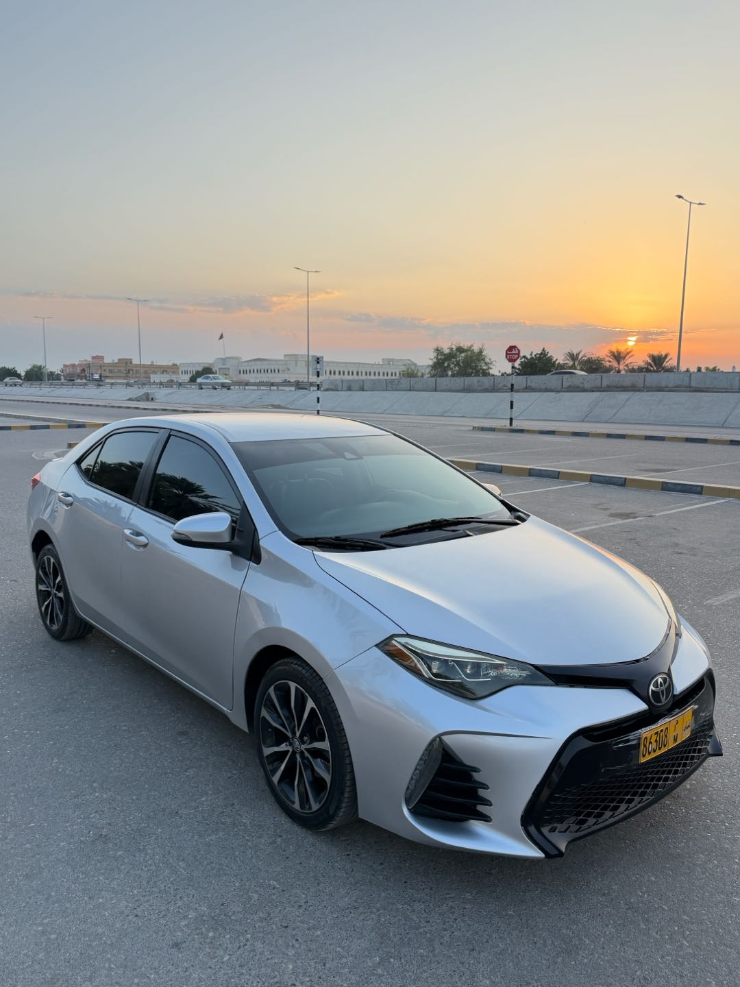 Car Image 2017 TOYOTA COROLLA SE Plus