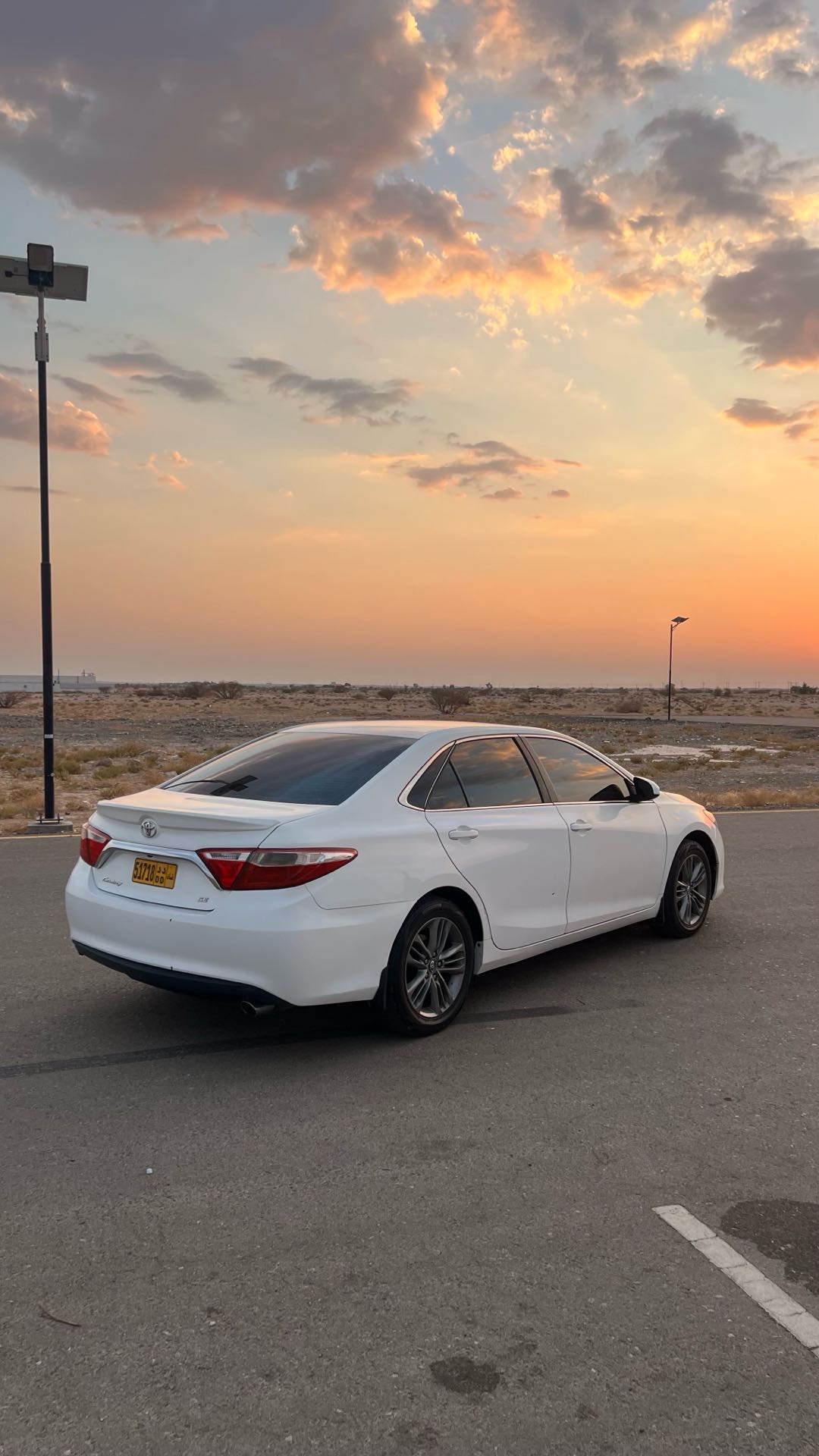 Car Image 2017 TOYOTA CAMRY SE
