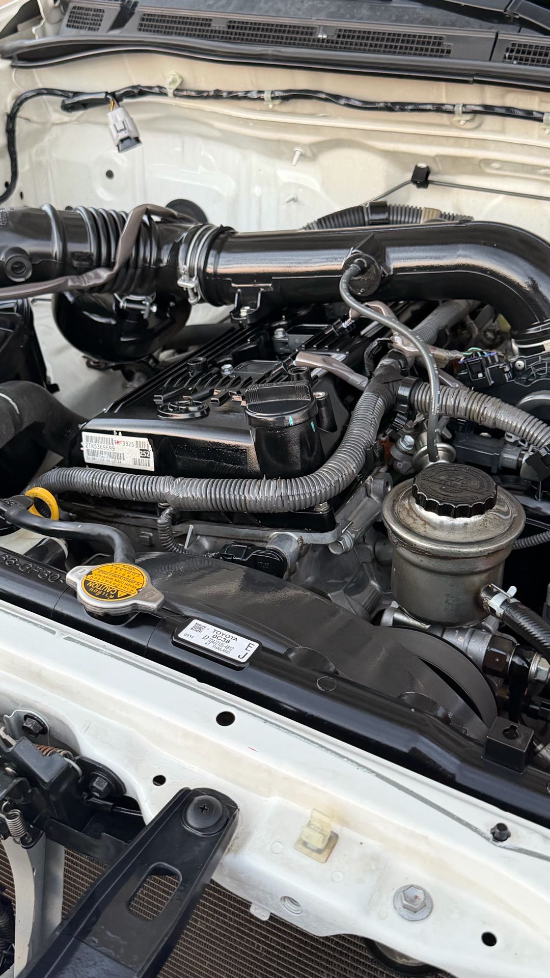 Car Image 2014 TOYOTA HILUX 2.7