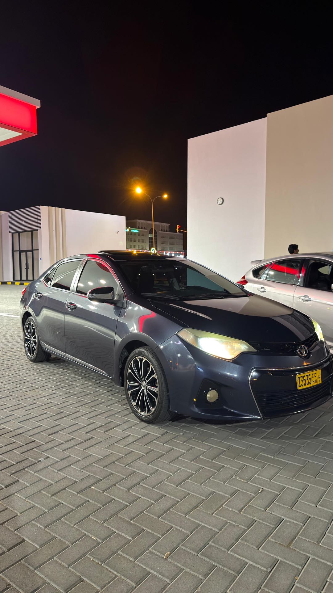 Car Image 2015 TOYOTA COROLLA S