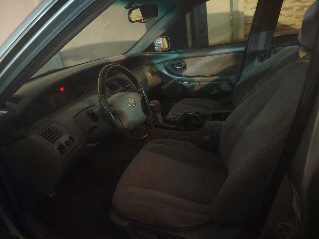 Car Image 2004 TOYOTA AVALON XLE