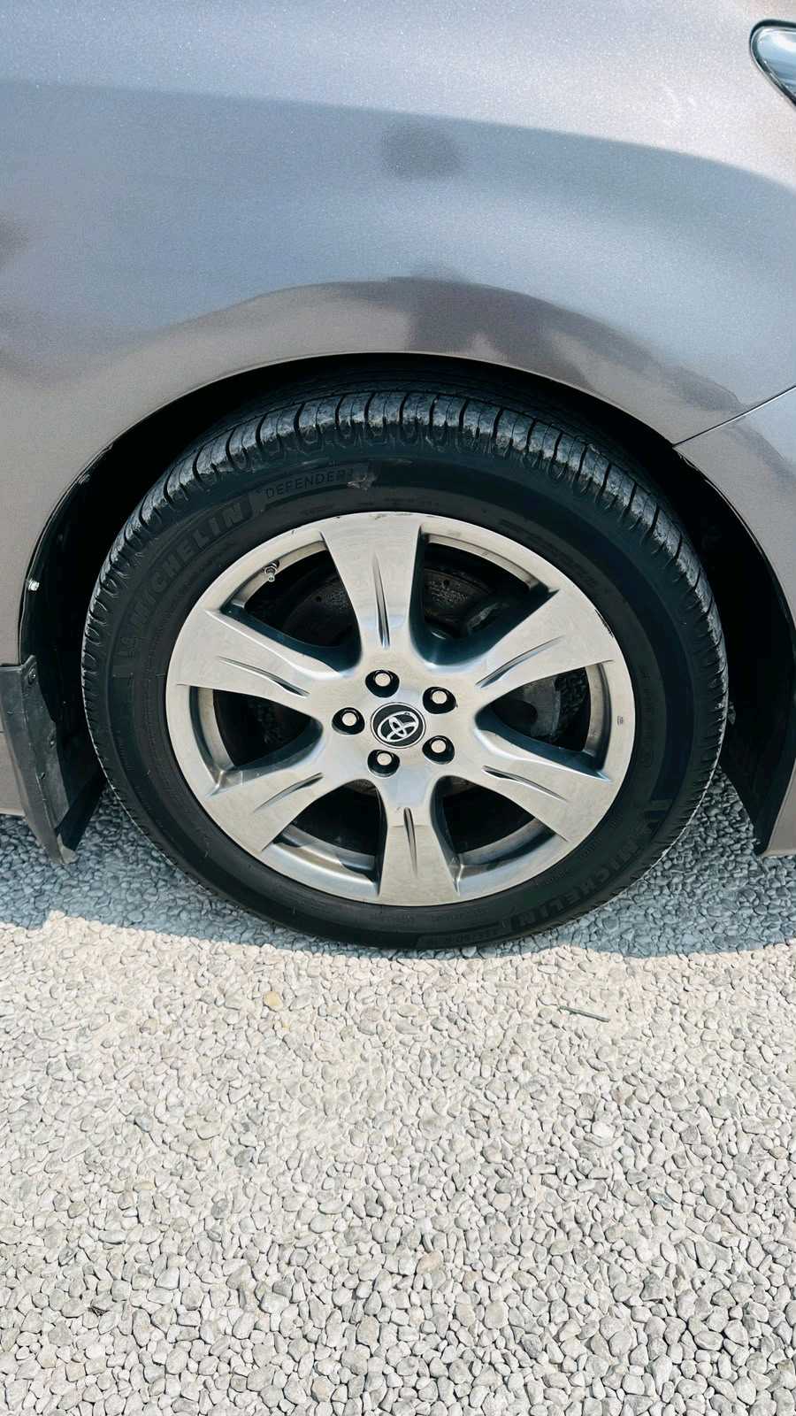 Car Image 2018 TOYOTA SIENNA SE