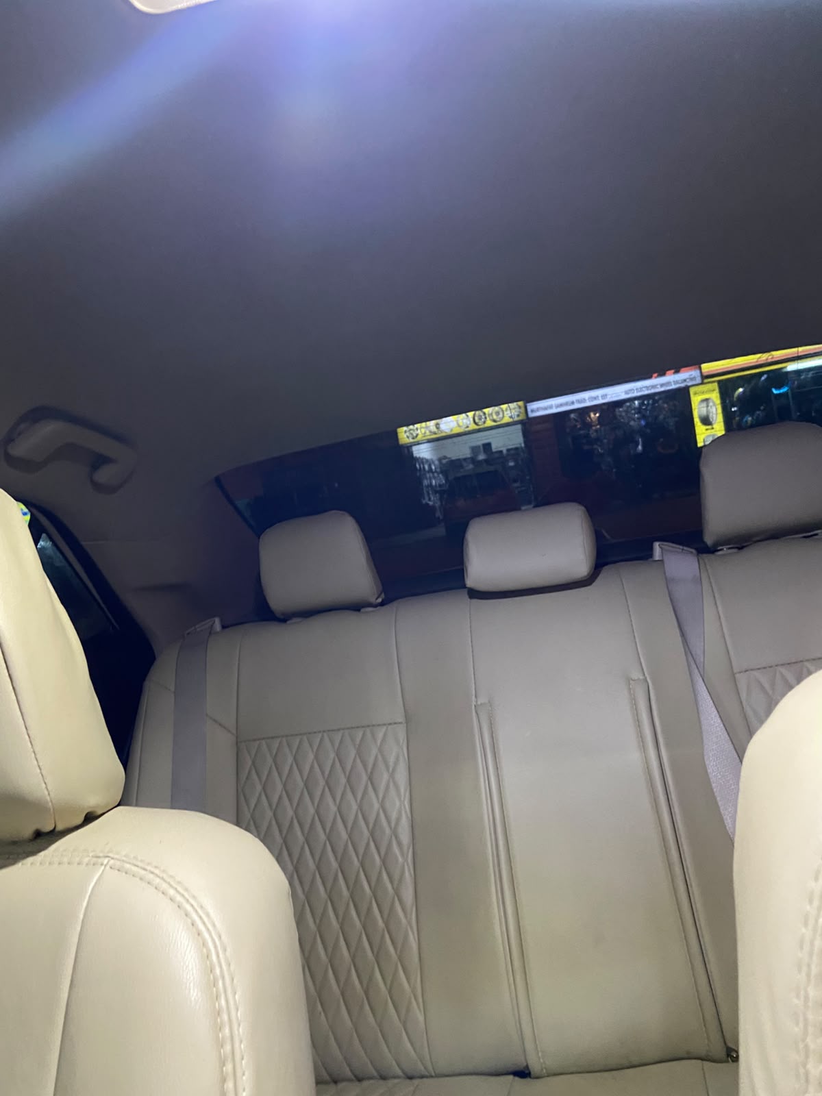 Car Image 2015 TOYOTA COROLLA XLI
