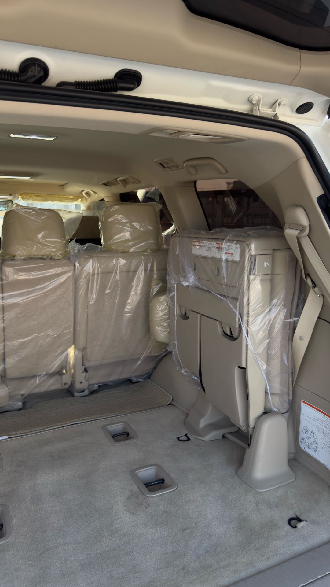 Car Image 2020 TOYOTA LAND CRUISER VX.R