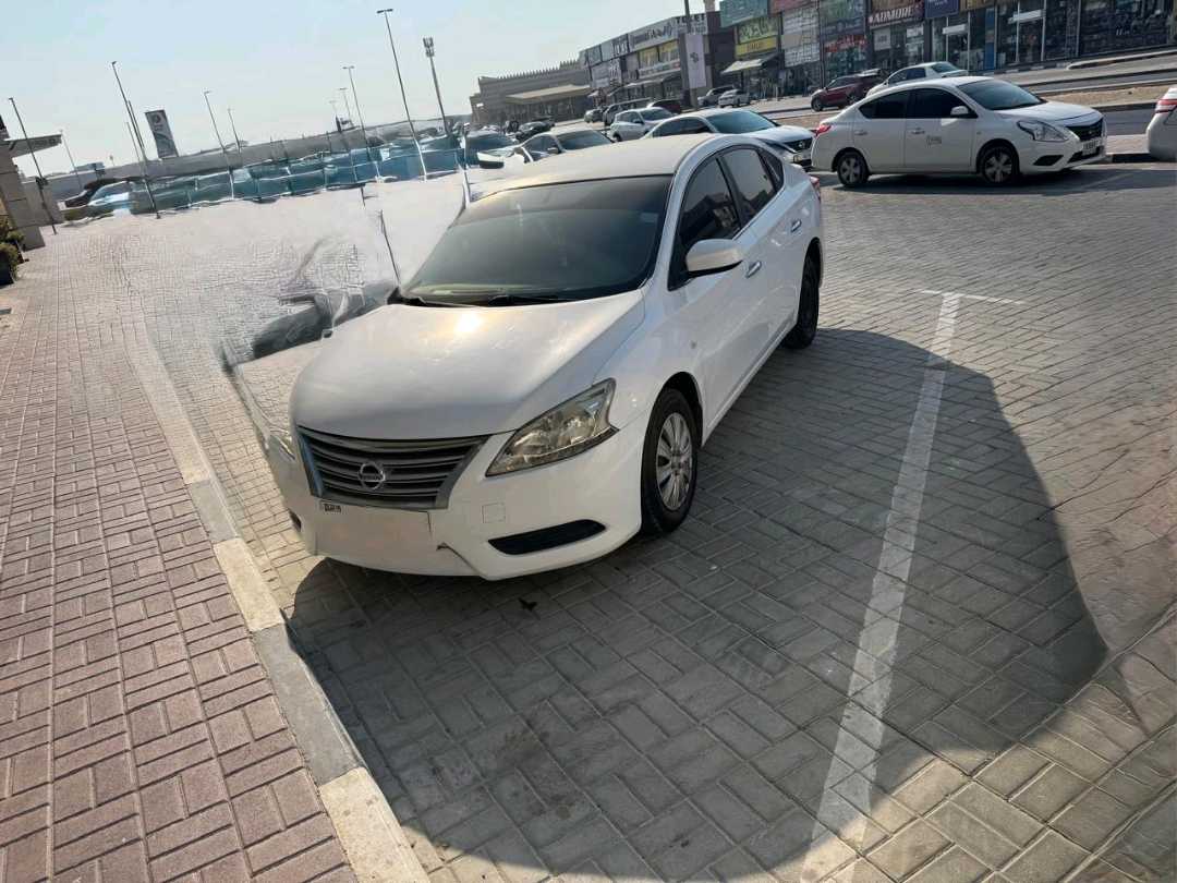 Car Image 2015 NISSAN SENTRA SL