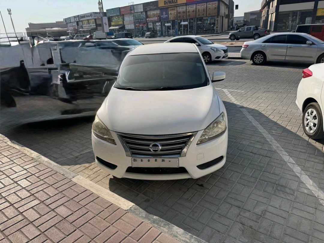 Car Image 2015 NISSAN SENTRA SL