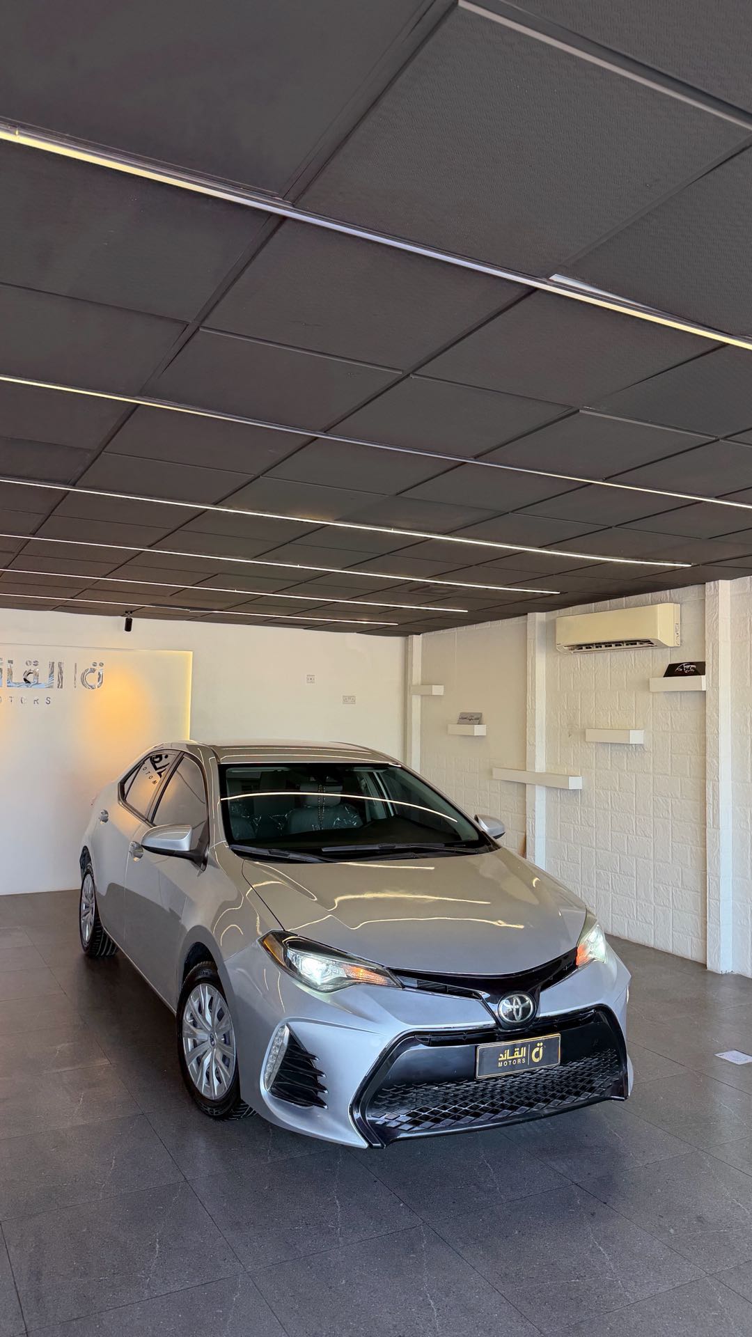 Car Image 2019 TOYOTA COROLLA L